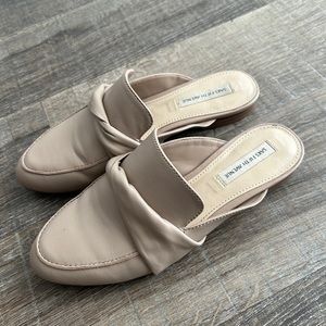 Saks Fifth Avenue Leather Loafers size 7